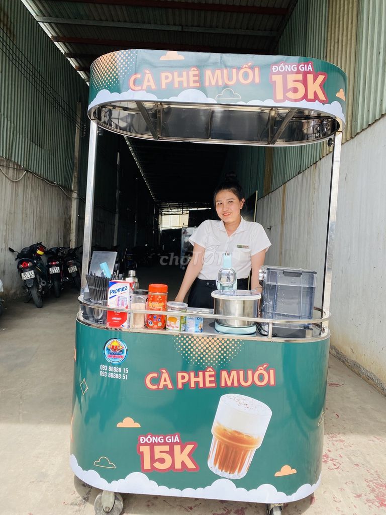 Xe cafe mang đi chất liêu inox