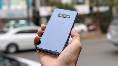 Samsung Galaxy S10e - Zin Keng/ Snap855, Nhỏ gọn