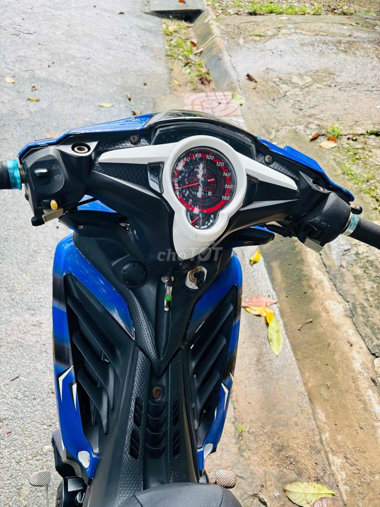 Exciter 50cc gtdd biển 17 dàn chân đẹp máy mạnh êm. Mua bán Xe máy tại Thành phố Dĩ An Bình Dương được đăng bởi Nguyễn Hồng Sương hình 5