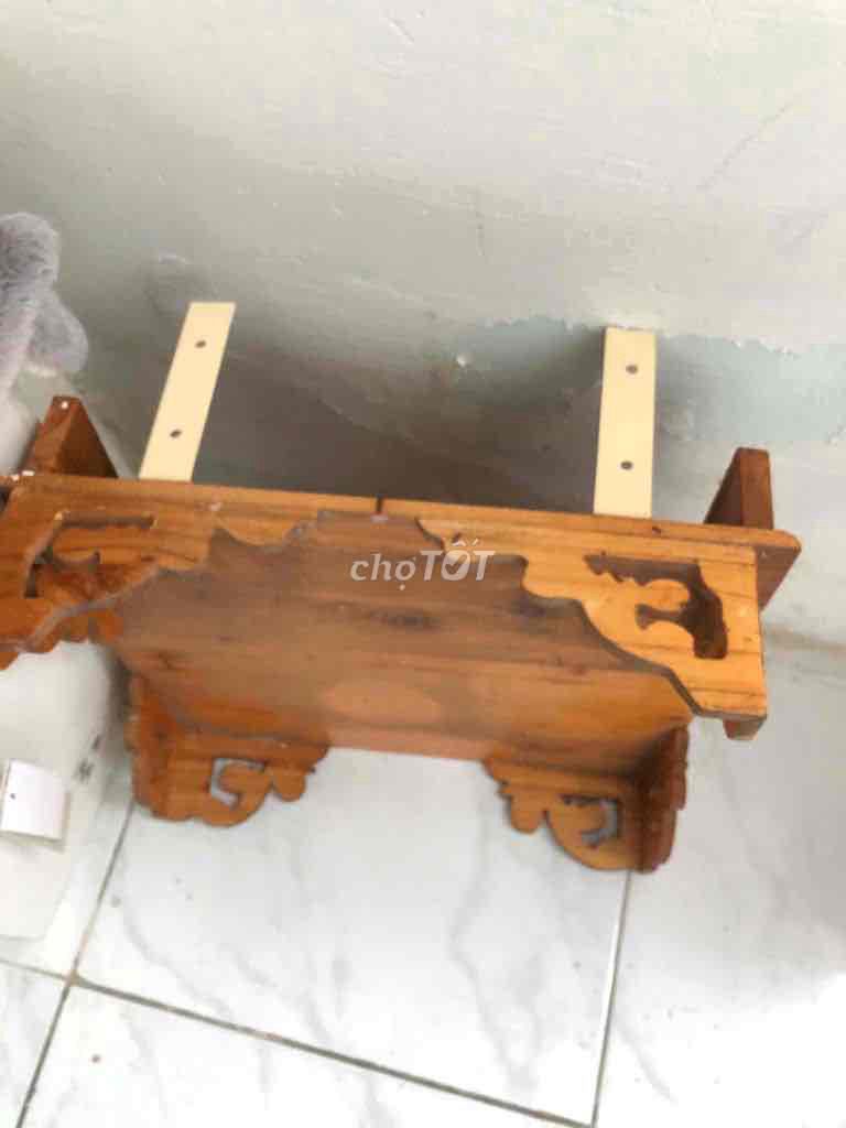 Bàn thờ treo tường Gỗ Nâu 40x40 cm. Mua bán Nội thất, đồ gia dụng khác tại Thành phố Thủ Đức Tp Hồ Chí Minh được đăng bởi BDS Thủ Đức  hình 1