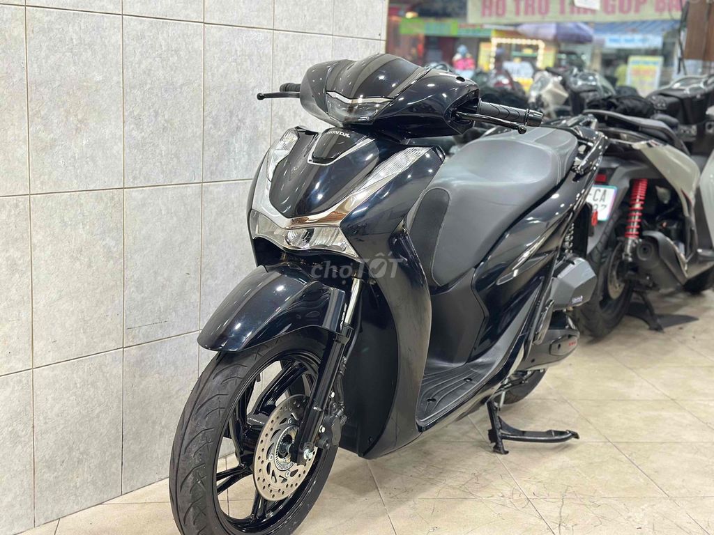 SH125 2020 Thắng Abs. Nợ xấu Trả Trước 35T Nhận Xe. Mua bán Xe máy tại Quận 8 Tp Hồ Chí Minh được đăng bởi Cửa Hàng Xe Máy 288 Phong Trề hình 4