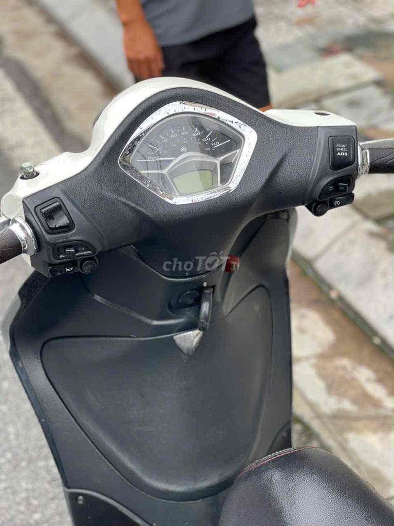 Liberty 2017 màu trắng. Mua bán Xe máy tại Quận Liên Chiểu Đà Nẵng được đăng bởi Từ Thứ hình 4