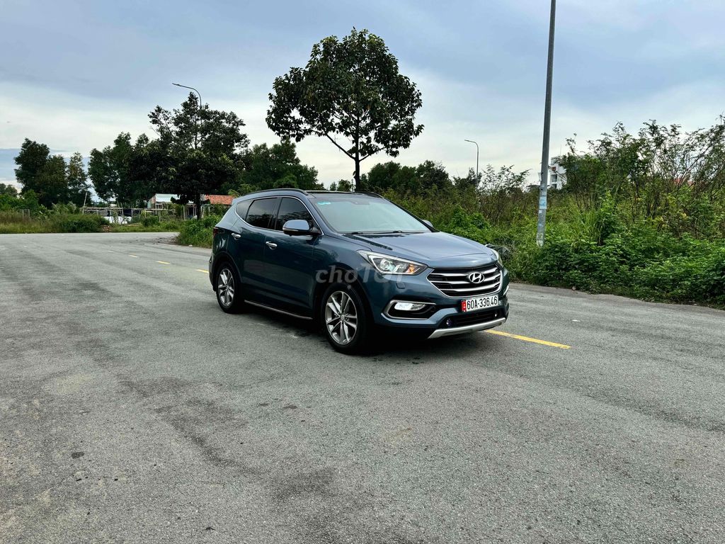 Hyundai Santafe 2.4 4WD 2016. Mua bán Ô tô tại Thành phố Biên Hòa Đồng Nai được đăng bởi Xe Lướt Uy Minh hình 3