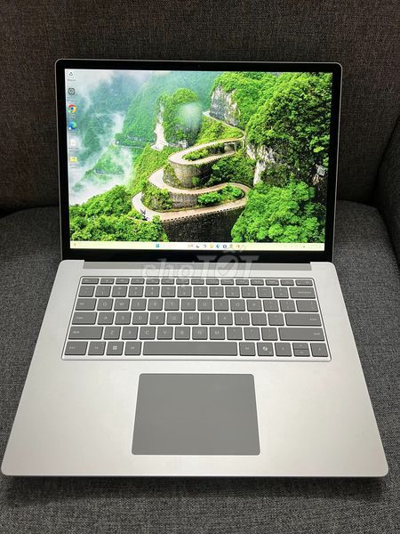 Surface Laptop 4 i7 15-i7 16GB - bạc full Aluminum. Mua bán Laptop tại Quận Gò Vấp Tp Hồ Chí Minh được đăng bởi Linh Surface Bảo Bảo hình 1