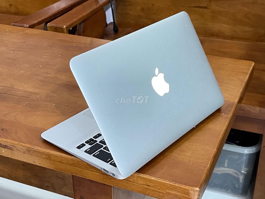 Macbook Air 2014 _ 11.6in” Mỏng gọn như quyển vở. Mua bán Laptop tại Quận Gò Vấp Tp Hồ Chí Minh được đăng bởi Ngọc Nhi hình 1