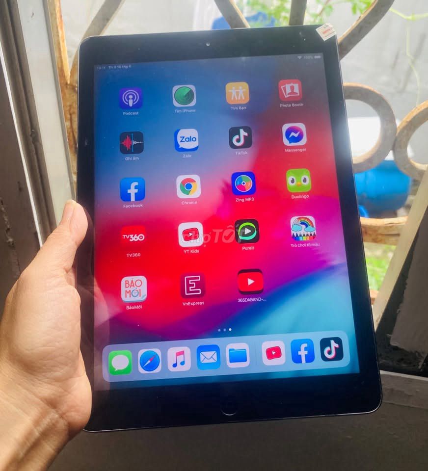 Apple iPad Air 9.7 inch. Mua bán Máy tính bảng tại Quận Ba Đình Hà Nội được đăng bởi Hội Đồ Điện Tử hình 1