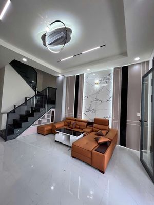 Townhouse 100 m² · 4 bed · Đường Đoàn Nguyễn Tuấn