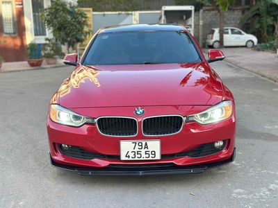 BMW 3 Series 2013 320i - 999999 km