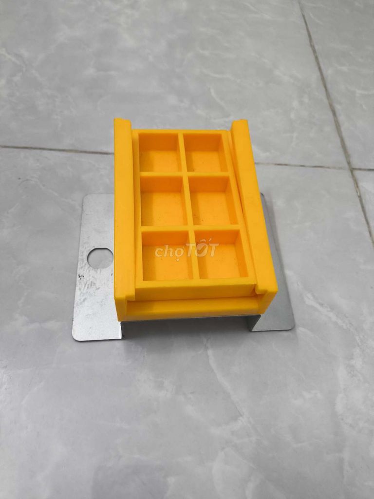 Bass kẹp dây Kim loại Nhựa Vàng Bạc. Mua bán Đồ chuyên dụng, Giống nuôi trồng tại Quận Bình Tân Tp Hồ Chí Minh được đăng bởi Bee hình 1