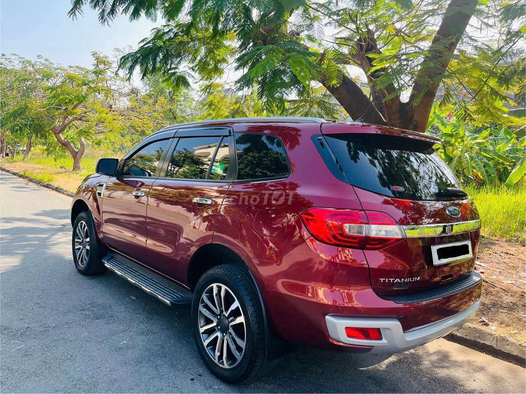 Ford Everest 2020 máy dầu STĐ GĐ dùng mới keng