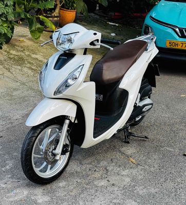 Honda Vision 2023 Trắng 7000 km 9 chủ bssg