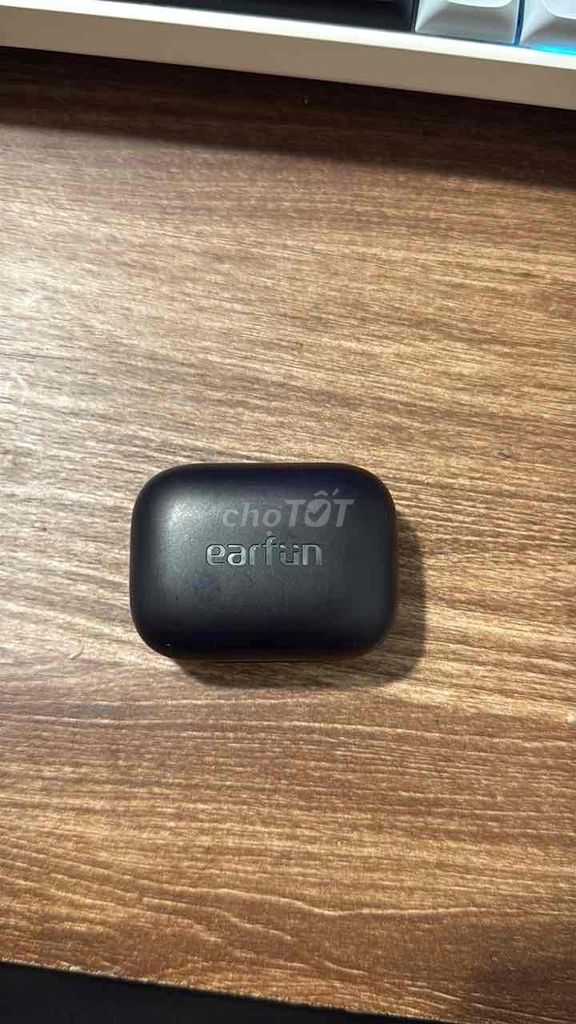 Tai nghe EarFun Air Pro 4 Đen. Mua bán Tivi, Âm thanh tại Thành phố Thái Nguyên Thái Nguyên được đăng bởi Nguyễn Tùng hình 1