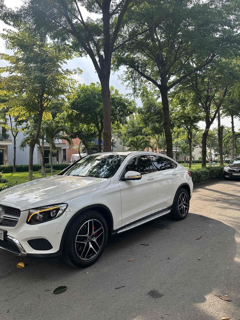Bán GLC 300 Coupe Thể thao. Mua bán Ô tô tại Quận Gò Vấp Tp Hồ Chí Minh được đăng bởi Lanh Tran hình 9