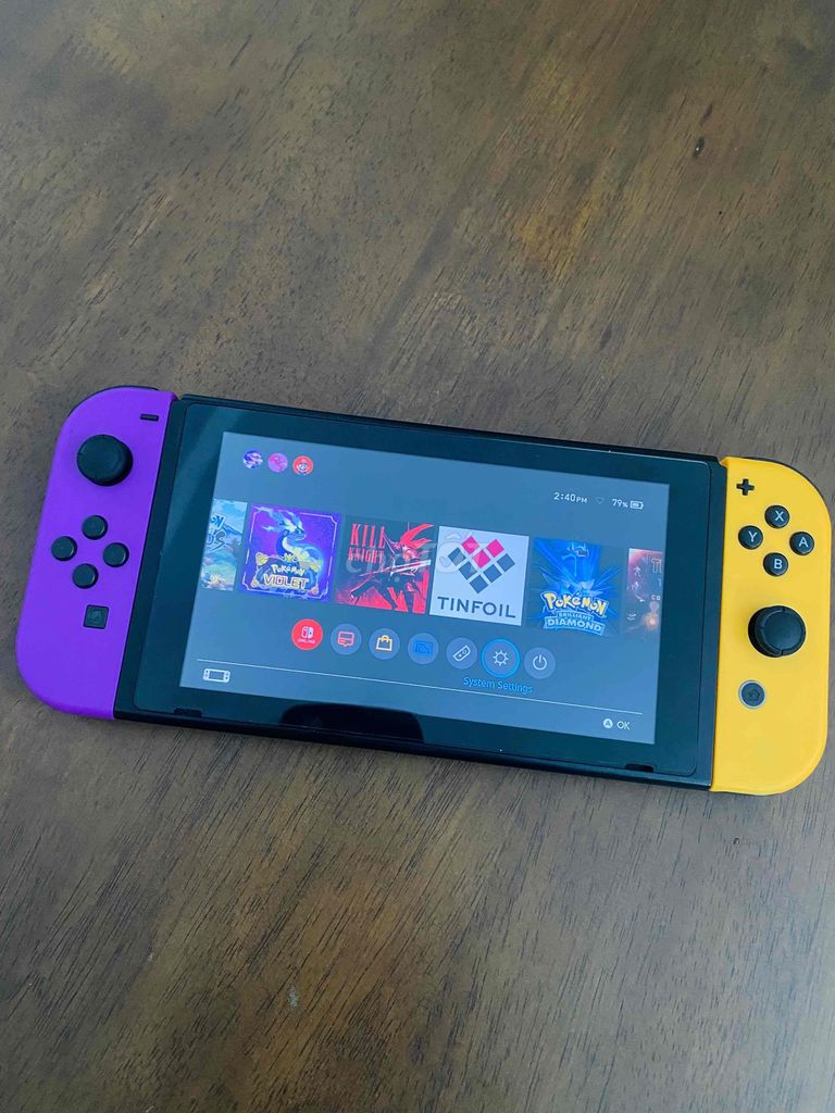 Thân nintendo switch V1 h@ck 128g + joycon