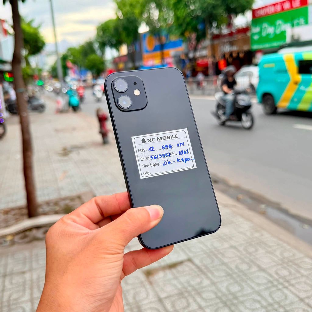 Apple iPhone 12 64GB Đen Chính hãng VNA Cũ. Mua bán Điện thoại tại Quận Gò Vấp Tp Hồ Chí Minh được đăng bởi Hội Đồ Điện Tử hình 1