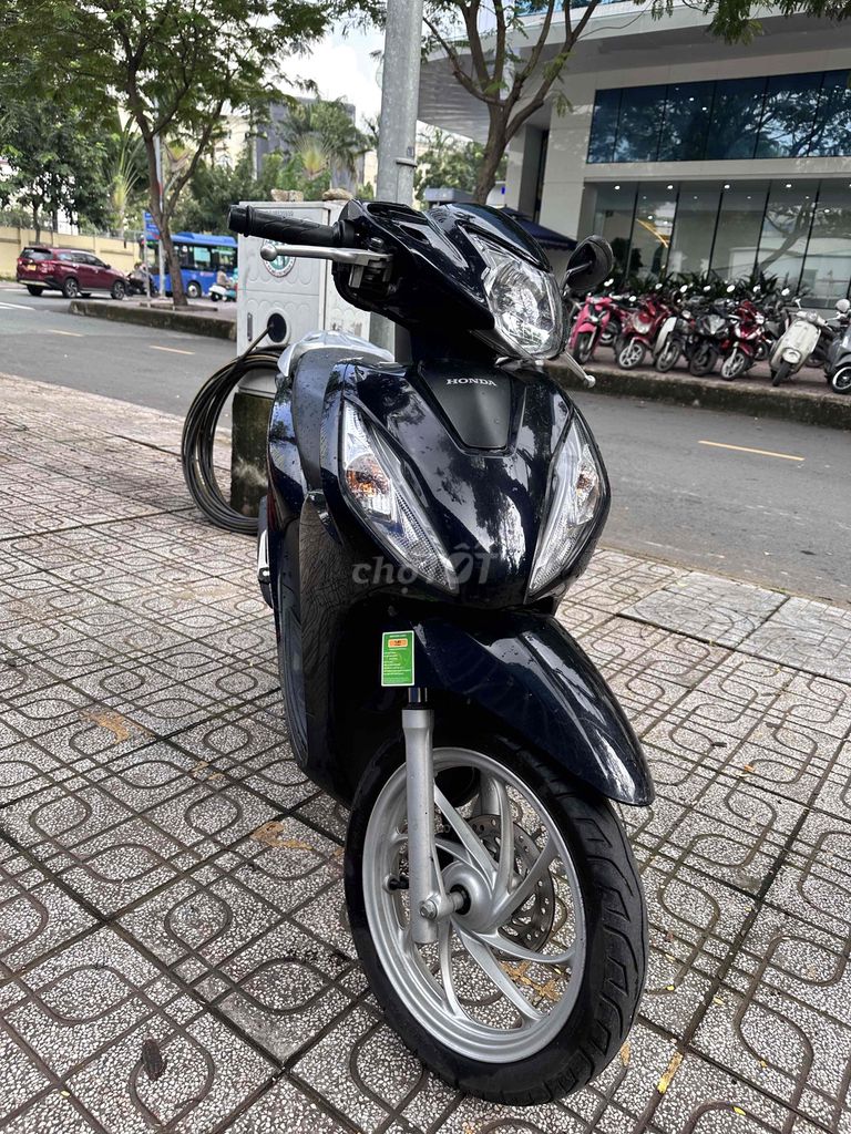 vision 2024khoá smartkey , đời cao odo ít. Mua bán Xe máy tại Quận 1 Tp Hồ Chí Minh được đăng bởi A.T hình 2