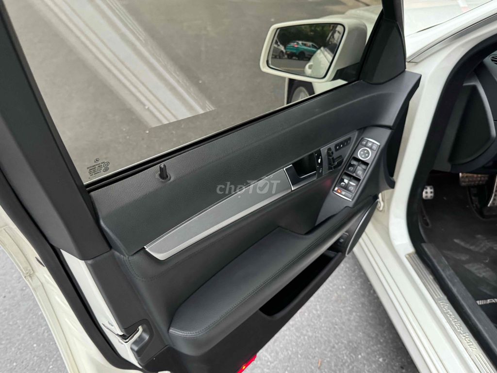 Mercedes Benz C Class 2012 C300 AMG - 73000 km. Mua bán Ô tô tại Quận 12 Tp Hồ Chí Minh được đăng bởi ÔTÔ THẠNH XUÂN hình 11