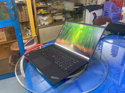 Lenovo Thinkpad P1 Gen4 i7 11800H/32G/1T/15.6