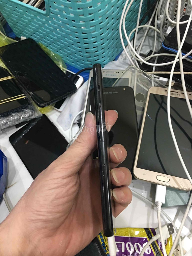 Bán Xác Samsung A8 2018 zin hỏng màn