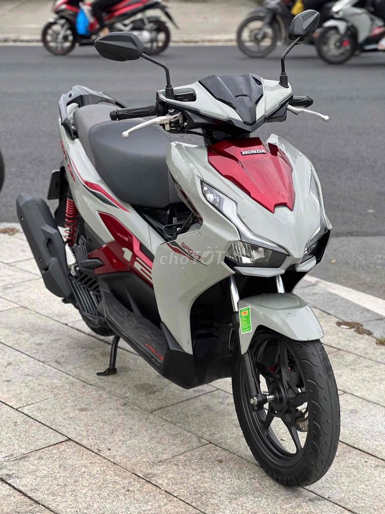 Honda AirBlade AB 125 4val 2024 Xám đỏ đen 9000km