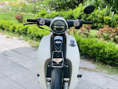 HONDA CUB 50CC MÀU ĐEN NHÁM HỌC SINH ĐI HỌC. Mua bán Xe máy tại Quận Hai Bà Trưng Hà Nội được đăng bởi A.SỰ