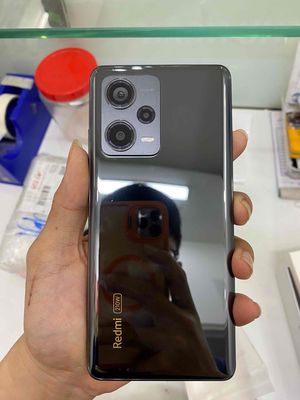 Redmi Note 12 Discovery. Mua bán Điện thoại tại Quận Tân Bình Tp Hồ Chí Minh được đăng bởi Huy Truong