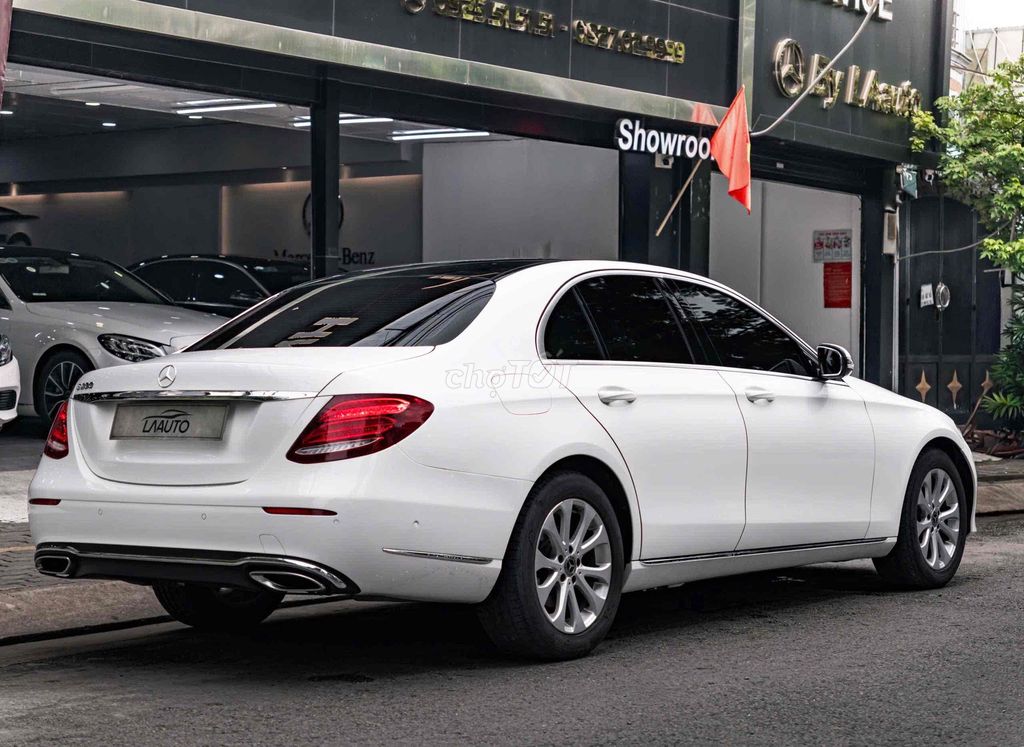 LONG ANH AUTO về Mercedes E200 model 2018. Mua bán Ô tô tại Quận 7 Tp Hồ Chí Minh được đăng bởi LongAnh AuTo  hình 20