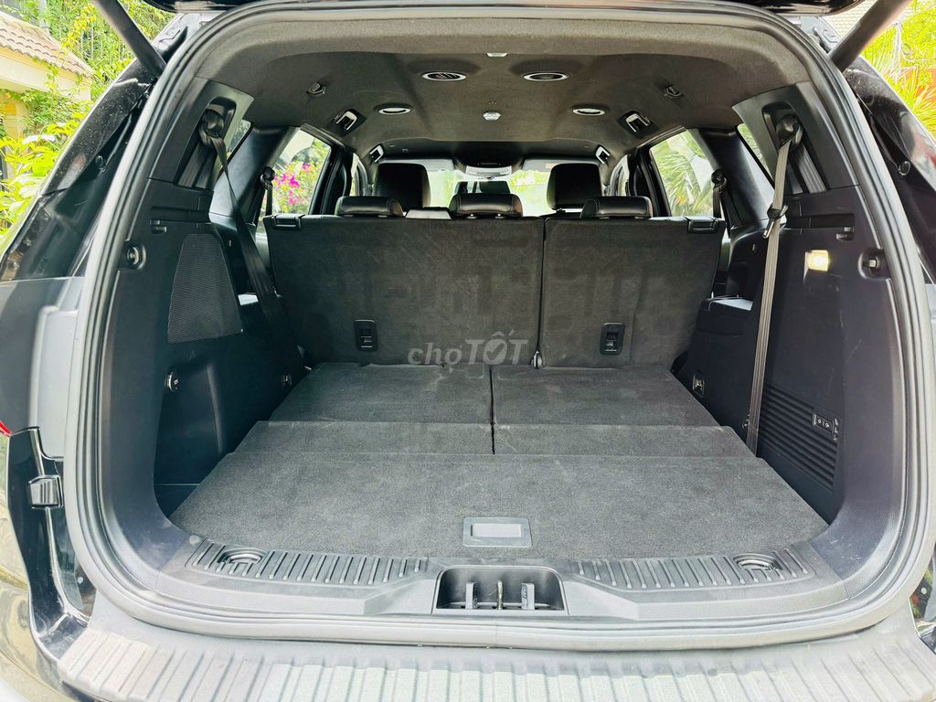 Ford Everest 2019 Titanium 2.0L 4x2 AT vay 75%. Mua bán Ô tô tại Quận Tân Phú Tp Hồ Chí Minh được đăng bởi Đức hình 4