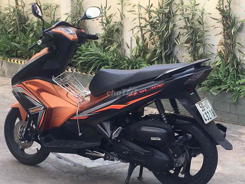 Air blade cam đen, chính chủ công chứng bstp. Mua bán Xe máy tại Quận 6 Tp Hồ Chí Minh được đăng bởi Anh phong 068 hình 3