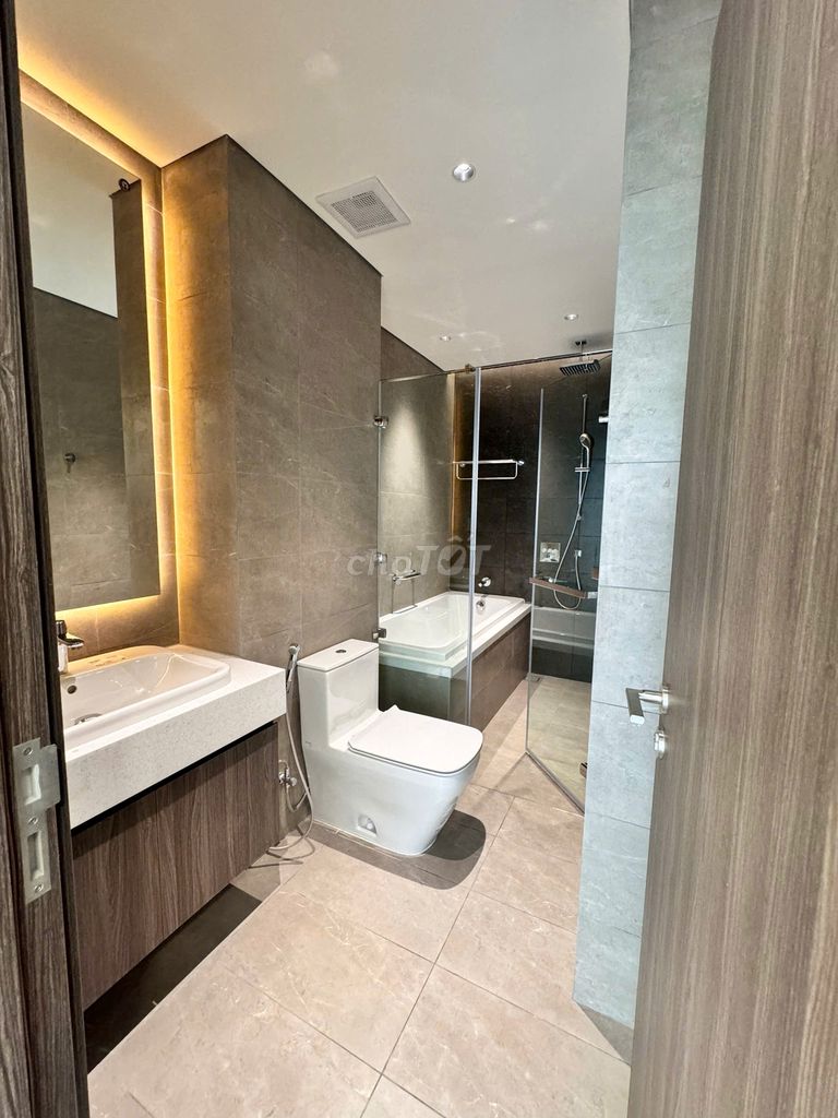 Giá hot! Diamond Centery 3Pn 120.7m2, TẶNG ô xe, full 102% 8 tỷ 9. Mua bán căn hộ/chung cư tại Quận Tân Phú Tp Hồ Chí Minh được đăng bởi Quyên Celadon City CĐT Gamuda Land hình 4
