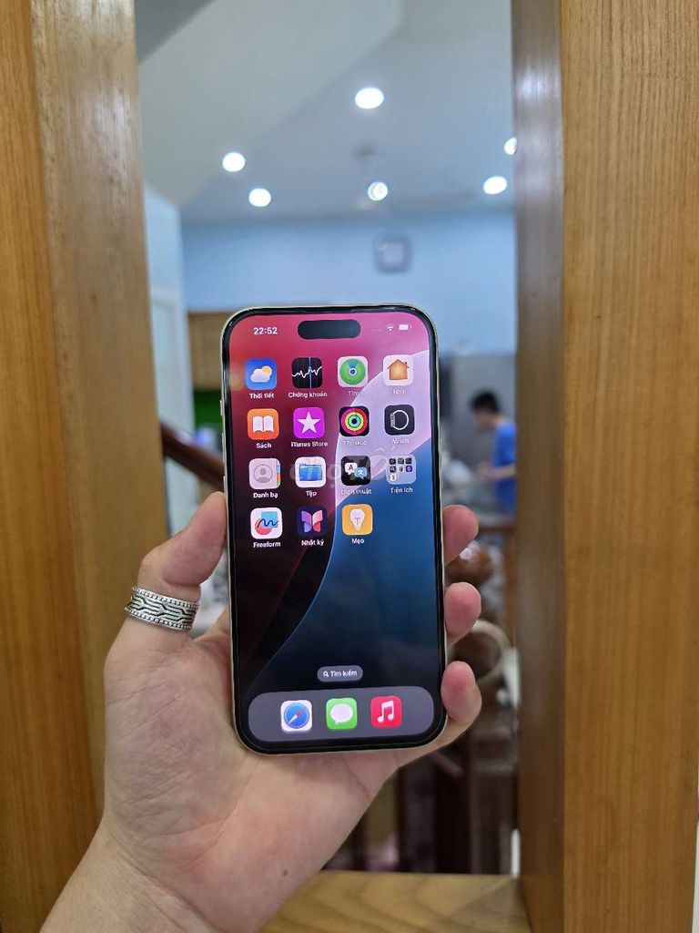 Apple iPhone 15 256GB Vàng chanh. Mua bán Điện thoại tại Quận Hoàng Mai Hà Nội được đăng bởi Khoa America hình 1
