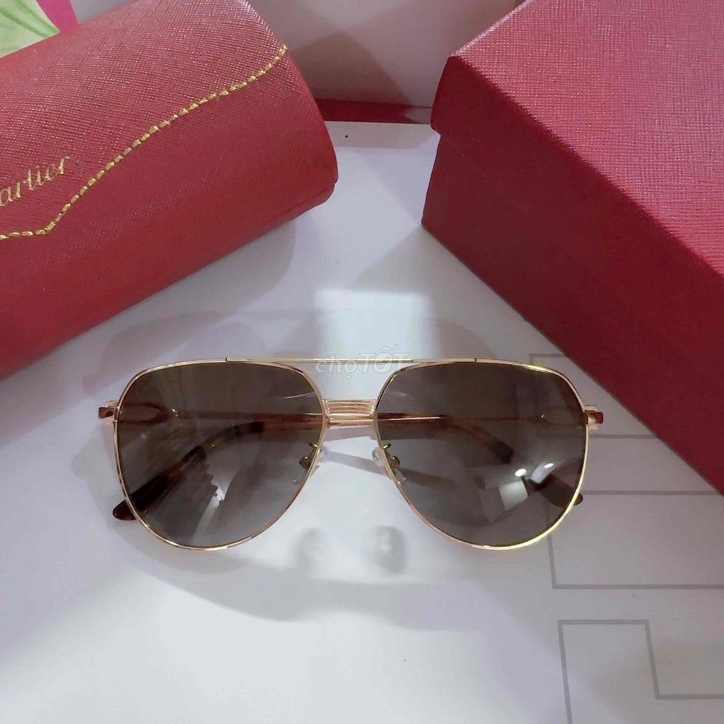 Kính râm Cartier Vàng Cao cấp Thanh lịch Cao Cấp. Mua bán Phụ kiện thời trang khác tại Quận Phú Nhuận Tp Hồ Chí Minh được đăng bởi Lục Y Bình hình 1