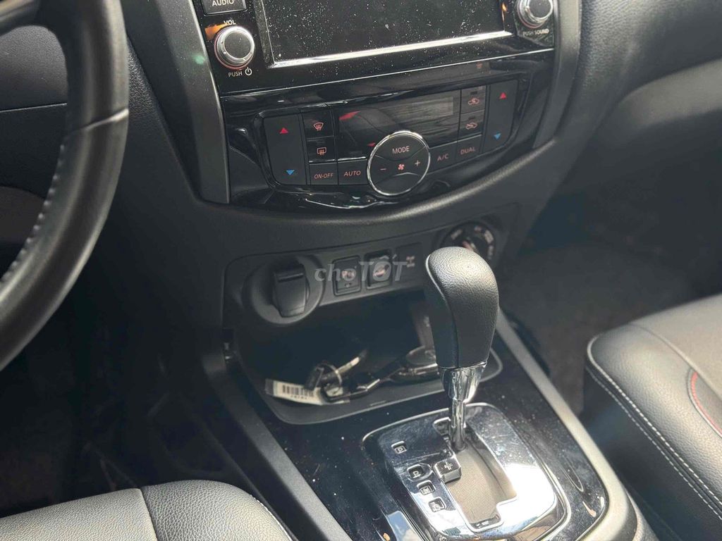 NISSAN NAVARA PRO4x. Mua bán Ô tô tại Quận Tân Phú Tp Hồ Chí Minh được đăng bởi Thuý Thanh hình 5