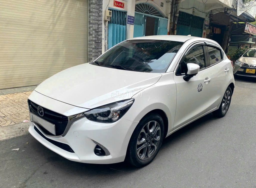 Mazda 2 2019 Premium Hatchback siêu lướt- 29000 km