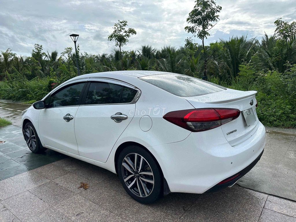 Kia Cerato 2016 Белый 75000 км