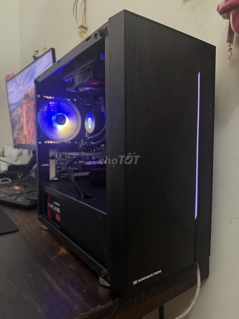 Thùng máy tính chơi game