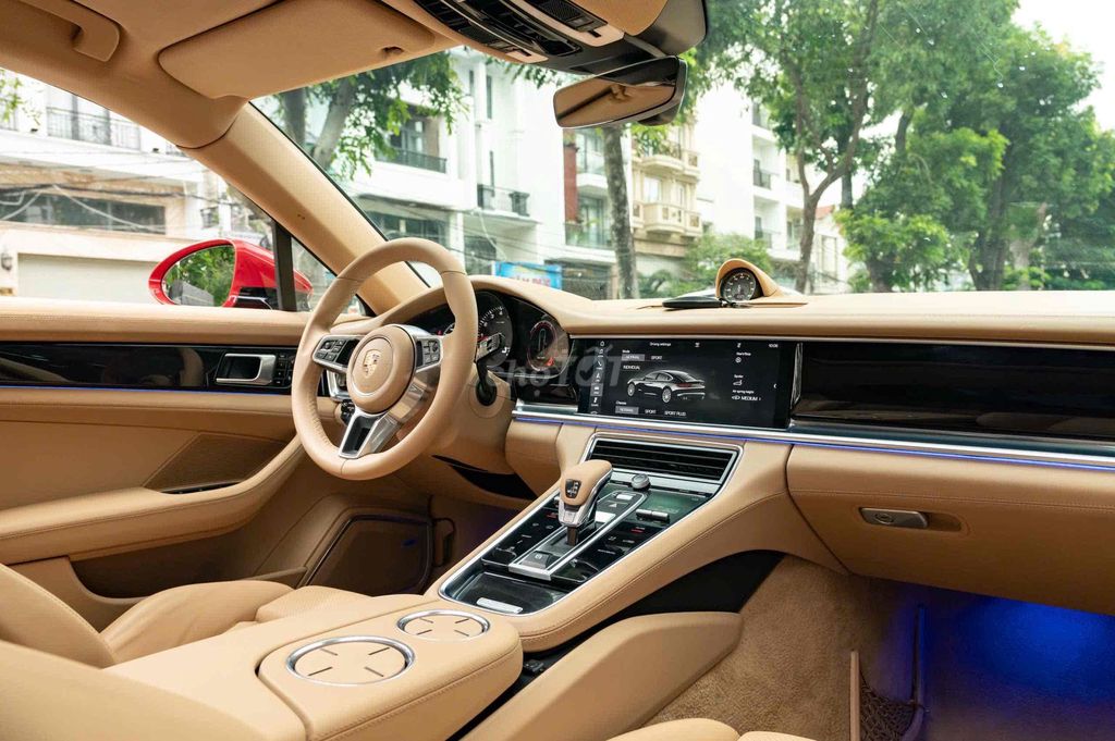 LONG ANH AUTO về Porsche Panamera model 2018. Mua bán Ô tô tại Quận 7 Tp Hồ Chí Minh được đăng bởi LongAnh AuTo  hình 8