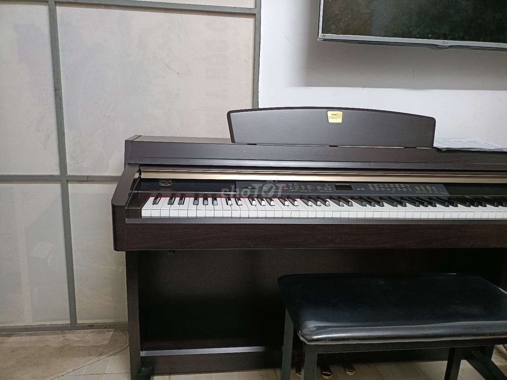 Thanh lý Piano Yamaha Clavinova CLP 240