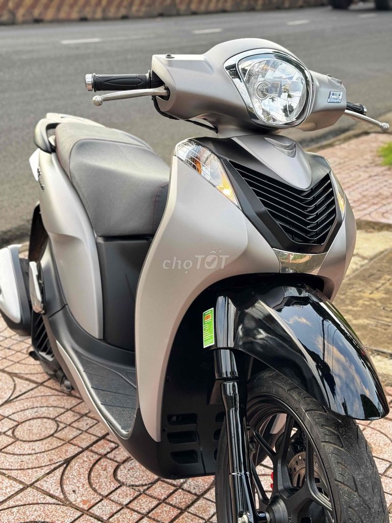 Thanh lý Shmode 2016 Dọn New Bao Chất. Mua bán Xe máy tại Thành phố Buôn Ma Thuột Đắk Lắk được đăng bởi Cửa Hàng Xe Máy 297 Nguyễn văn cừ hình 6