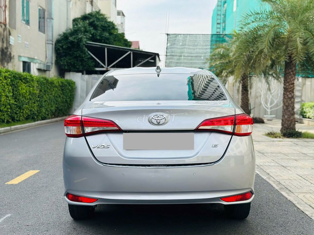 Toyota Vios 2022 1.5 E MT 60.000km. Mua bán Ô tô tại Thành phố Dĩ An Bình Dương được đăng bởi Siêu Thị Ô Tô Bình Dương  hình 3