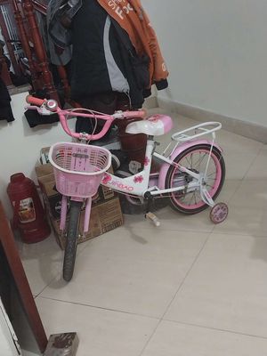 Xe đạp bé gái 4-6 tuổi, hồng 450k