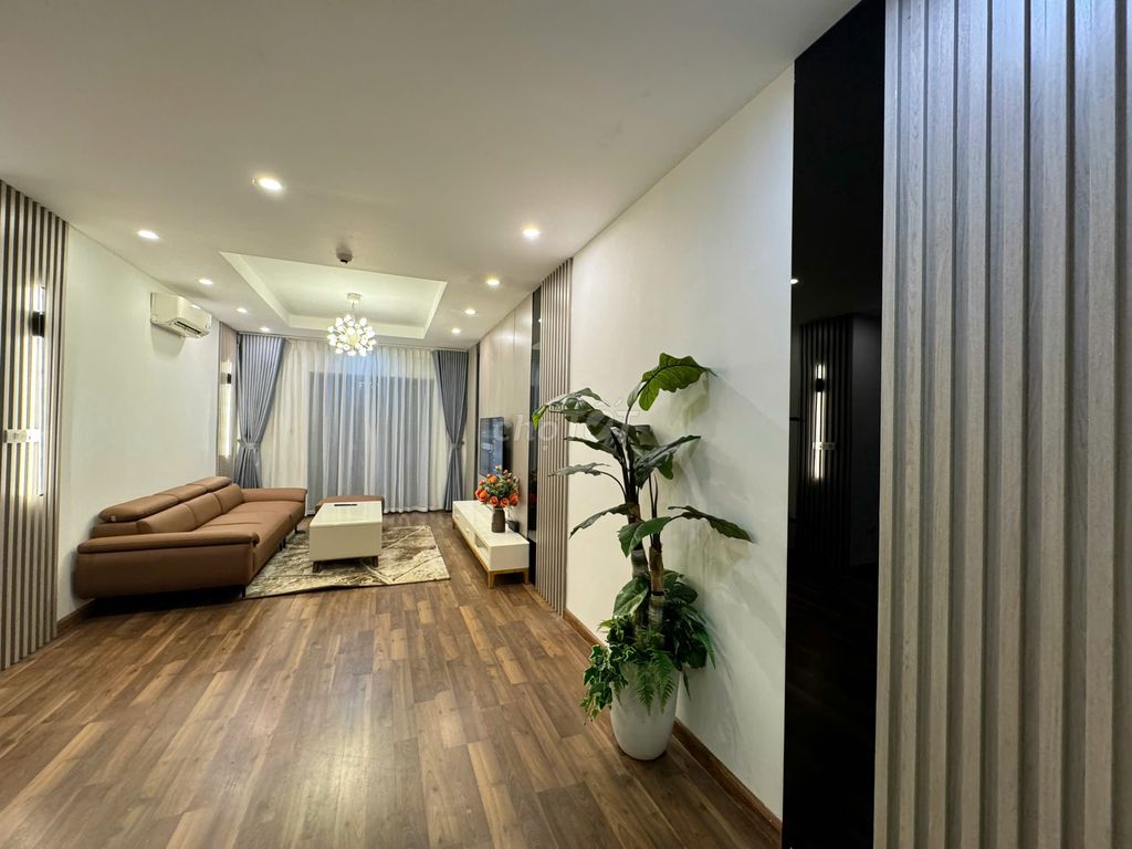 Bán căn góc chung cư Goldmark City 94m2 ,3 ngủ,full nội thất, view đẹp