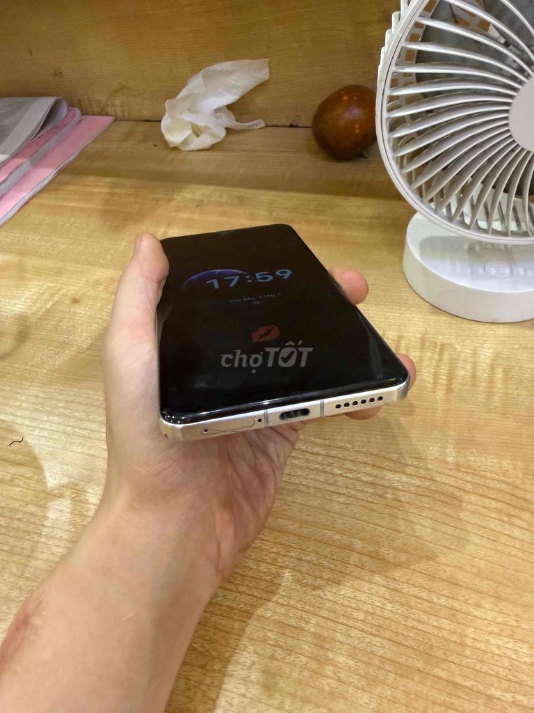 Vivo X200 Pro 256GB Titan Hư hỏng. Mua bán Điện thoại tại Quận Thanh Xuân Hà Nội được đăng bởi Leviz hình 1