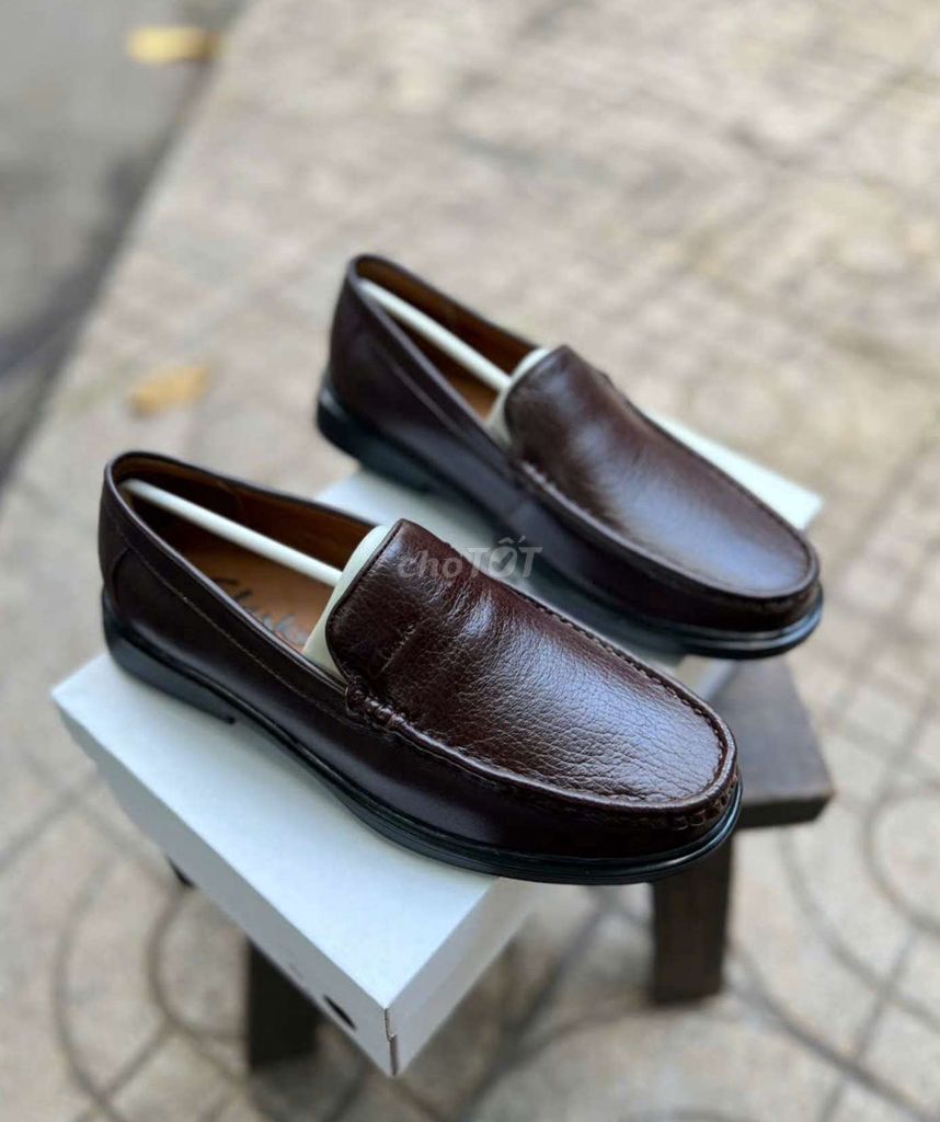 Giầy Clarks