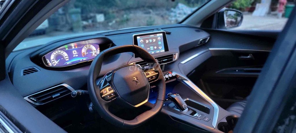 Peugeot 3008 2021 AT - 51000 km. Mua bán Ô tô tại Quận Gò Vấp Tp Hồ Chí Minh được đăng bởi Siêu Thị Ô Tô Sài Gòn hình 4
