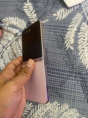 Samsung Z Flip 5 Tím