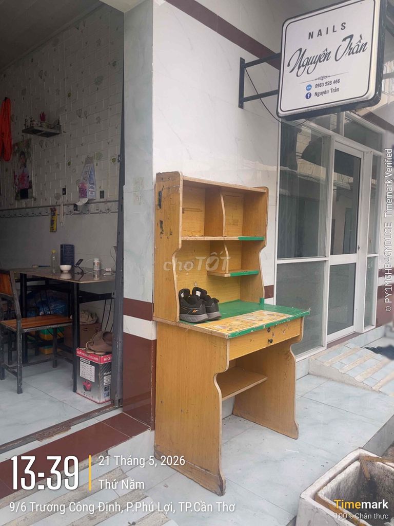 Bàn học trẻ em gỗ màu vàng. Mua bán Bàn ghế tại Thành phố Sóc Trăng Sóc Trăng được đăng bởi Nhựt Tân hình 1