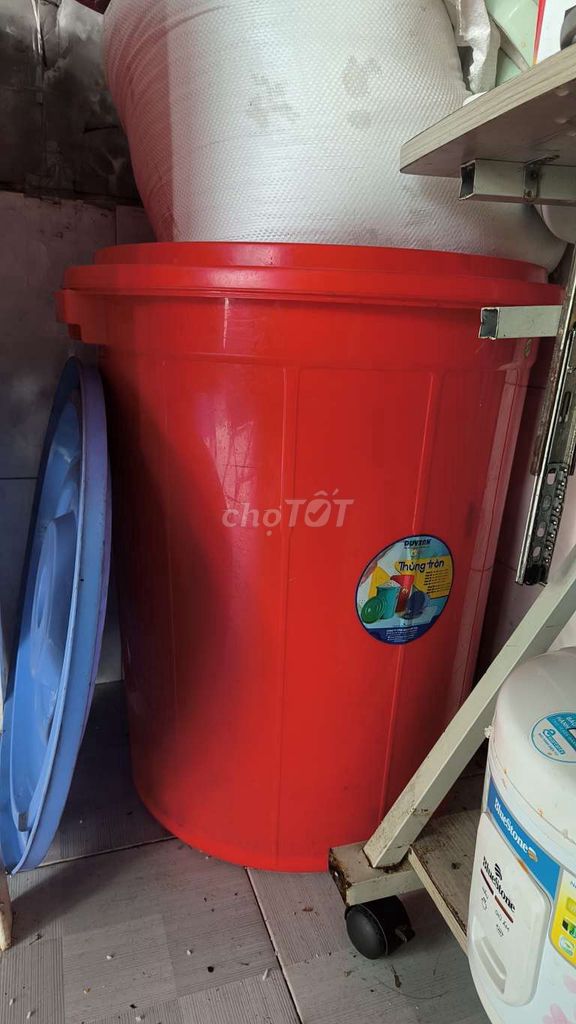 Thùng nhựa Duy Tân 120L Đỏ. Mua bán Nội thất, đồ gia dụng khác tại Quận Tân Phú Tp Hồ Chí Minh được đăng bởi Đào Nguyễn hình 1