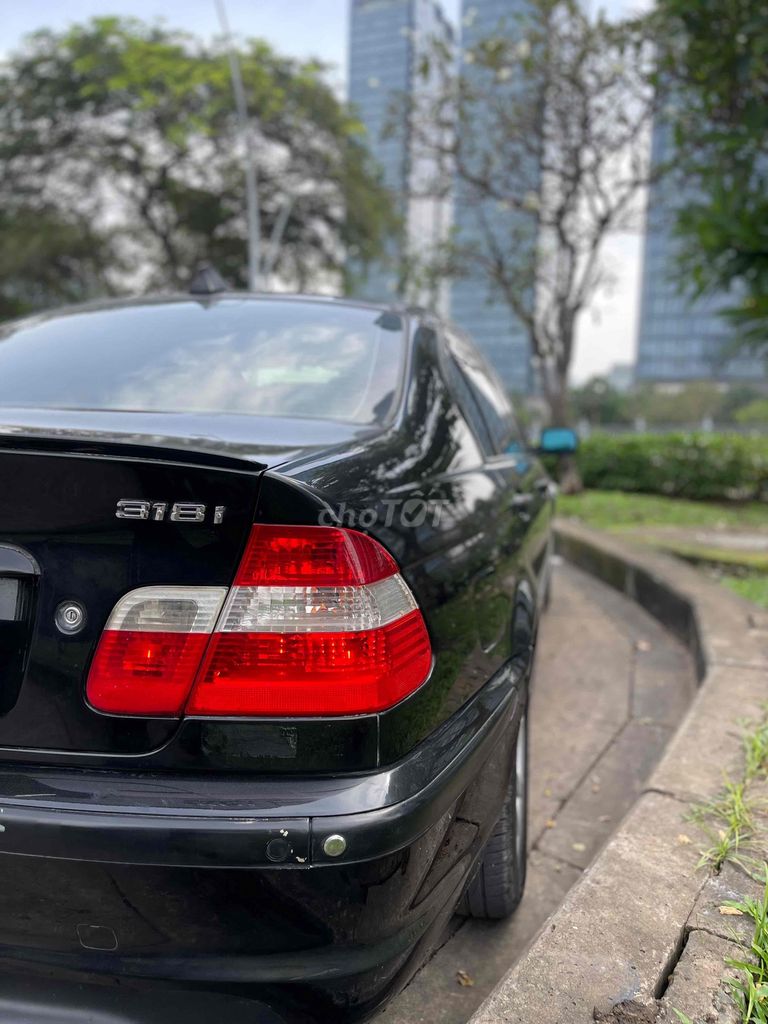 BMW 3 Series 2004 318i AT - 200000 km