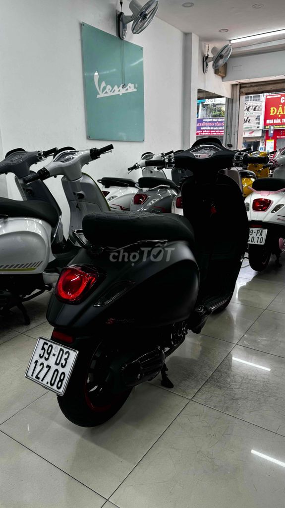 Vespa Sprint 2022 Đen Nhám chính chủ công chứng. Mua bán Xe máy tại Quận Phú Nhuận Tp Hồ Chí Minh được đăng bởi VESPA  PIAGGIO BẢO HƯNG Vespa cũ trả góp  hình 8